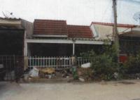 ทาวน์เฮ้าส์หลุดจำนอง ธ.ธนาคารอาคารสงเคราะห์ ลำผักกูด(คลองรังสิตฝั่งใต้) ธัญบุรี ปทุมธานี